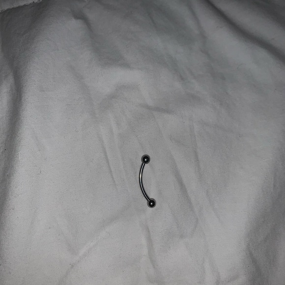 Silver belly button ring - Picture 3 of 3